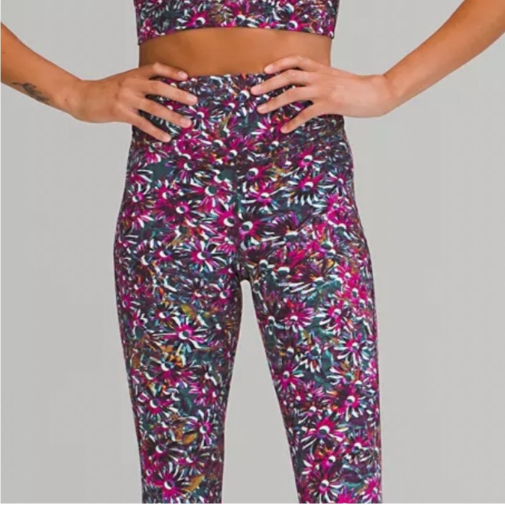 Lululemon base pace hr tight sz 6